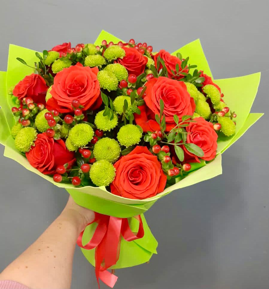 Букет цветов из: Хризантемы и Розы в Первомайском Оренбургская область