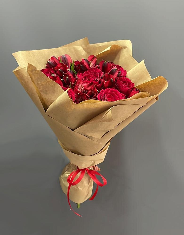 Букет цветов из: Альстромерии и Розы в Первомайском Оренбургская область