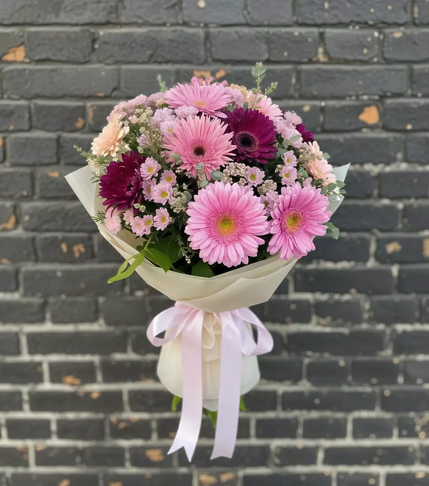 Букет цветов из: Герберы и Хризантемы в Первомайском Оренбургская область