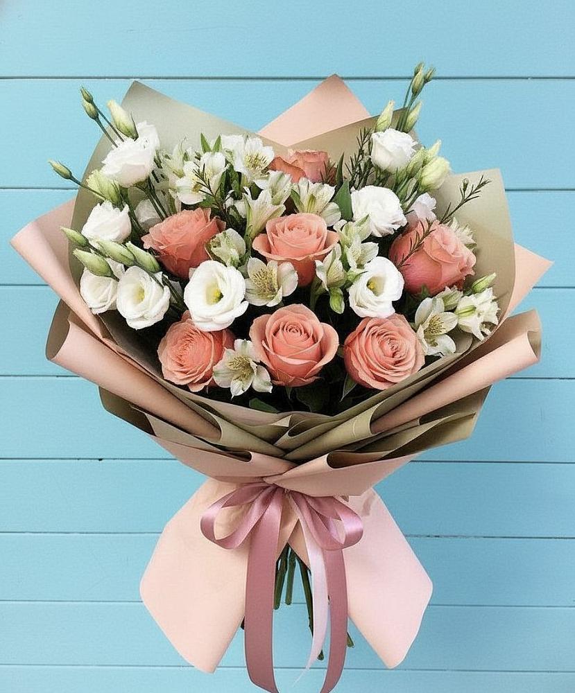 Букет цветов из: Розы, Альстромерии и Лизиантусы в Первомайском Оренбургская область