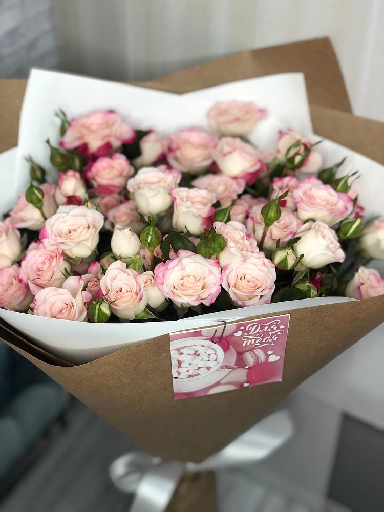 Букет цветов из: Розы в Первомайском Оренбургская область