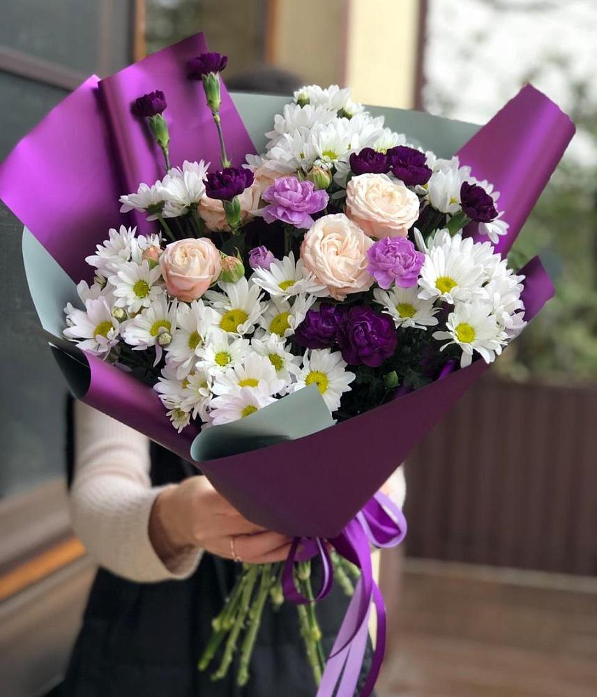 Букет цветов из: Хризантемы, Гвоздики и Розы в Первомайском Оренбургская область