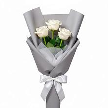 Букет 3 белые розы в Первомайском Оренбургская область