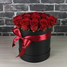 Цветочная композиция из Розы в шляпной коробке #REPLACE_PRED# Первомайском Оренбургская область