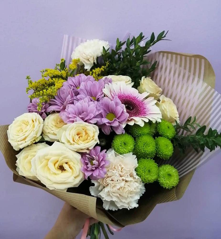 Букет цветов из: Хризантемы, Розы, Гвоздики и Герберы в Первомайском Оренбургская область