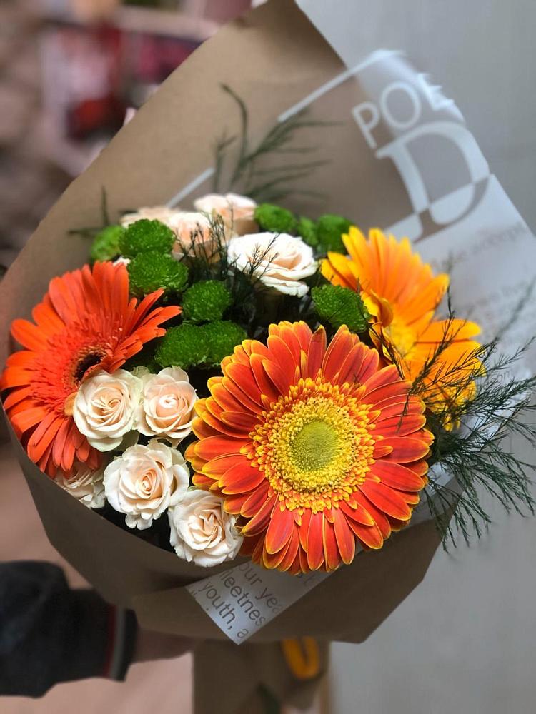 Букет цветов из: Герберы, Хризантемы и Розы в Первомайском Оренбургская область