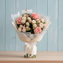 Букет цветов из:  Розы в Первомайском Оренбургская область