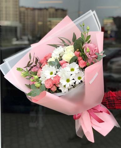 Букет цветов из: Розы, Лизиантусы и Хризантемы в Первомайском Оренбургская область
